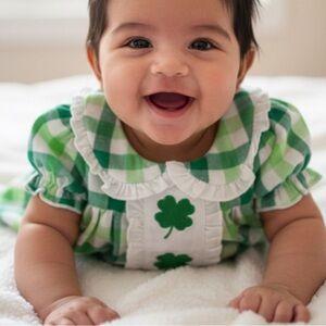 NWT St. Patrick’s Outfit (0-3month)